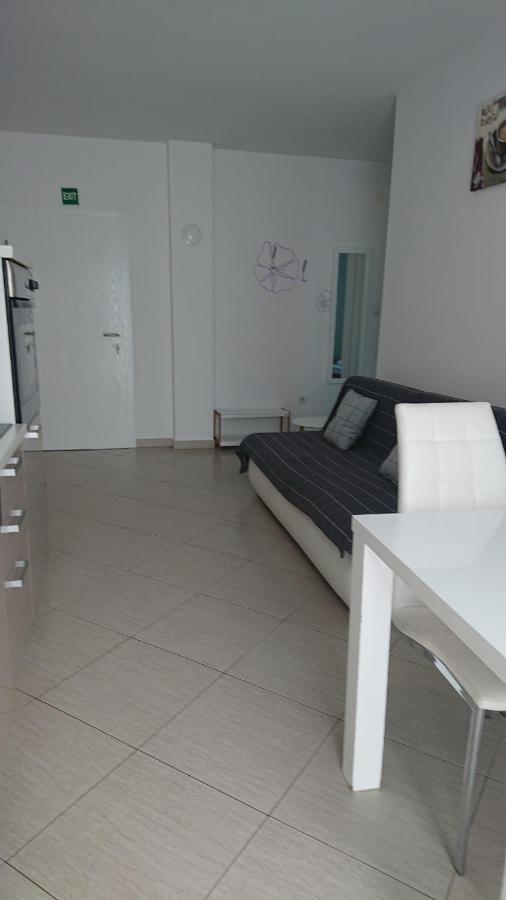 Apartments Matej & Irena ツレス エクステリア 写真