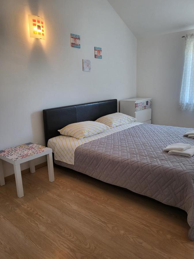 Apartments Matej & Irena ツレス エクステリア 写真