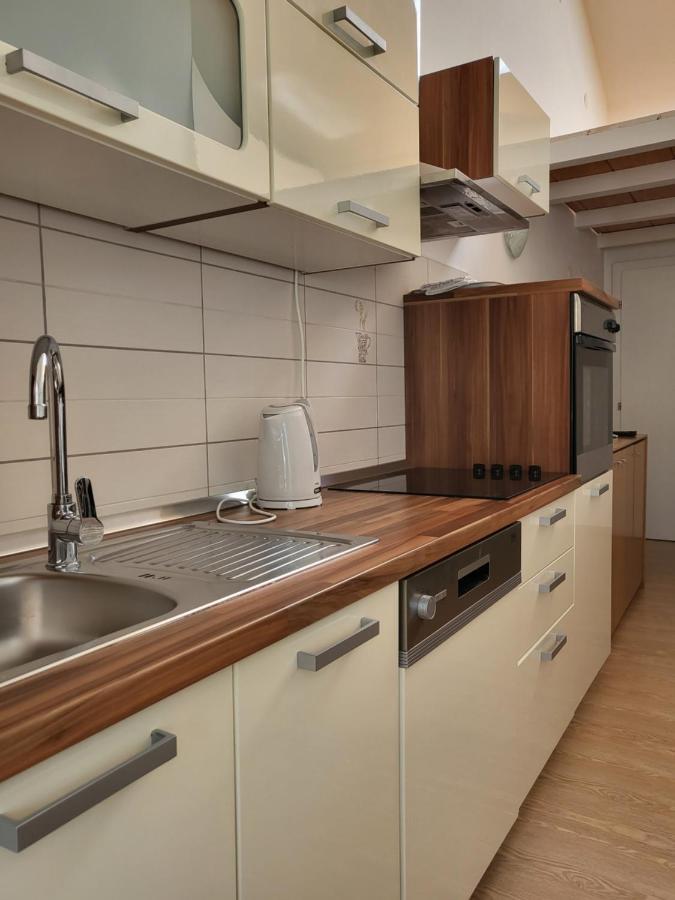 Apartments Matej & Irena ツレス エクステリア 写真
