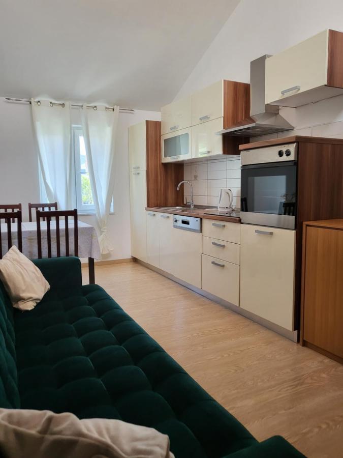 Apartments Matej & Irena ツレス エクステリア 写真