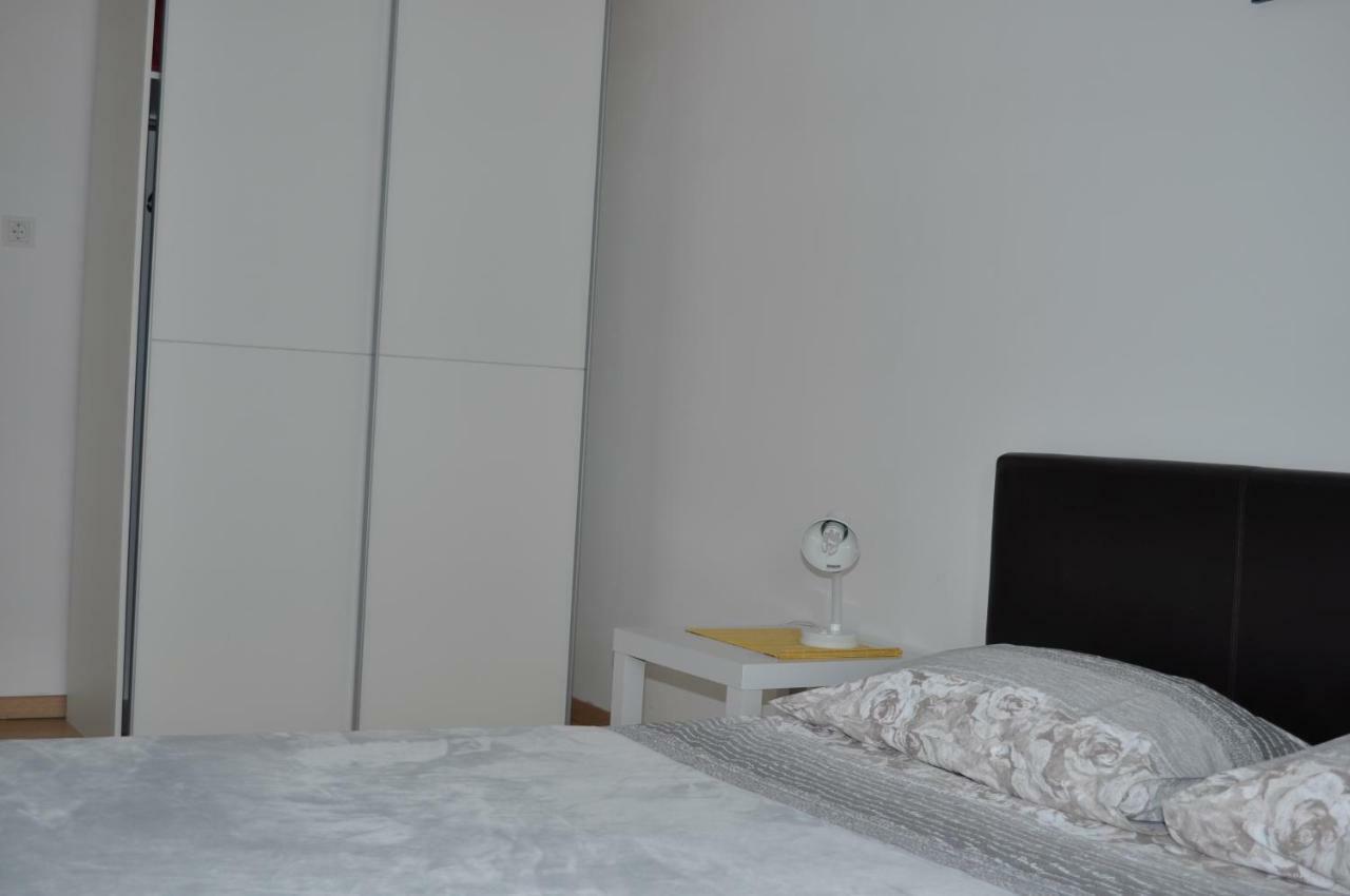 Apartments Matej & Irena ツレス エクステリア 写真